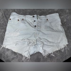 Button up Levi shorts